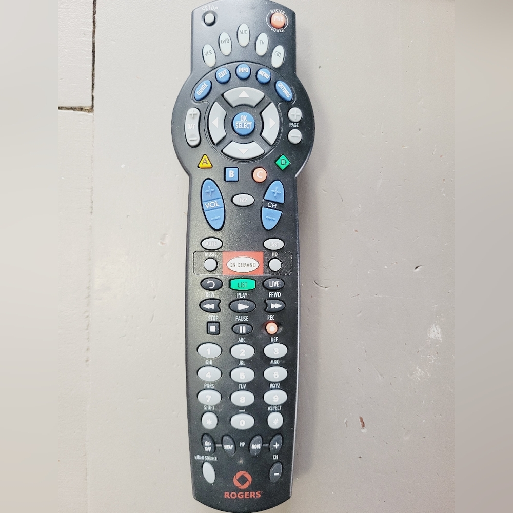 Rogers Universal TV/Set-Top Box Remote Model 1056B03